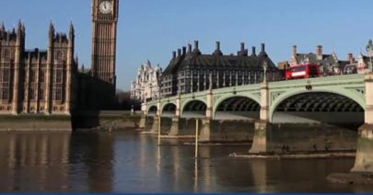英国富时250指数跌1.9％，触及2020年5月来最低水平