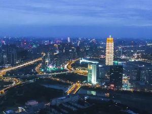 城市24小时 | 全国第二个，河南赶上“早班车”