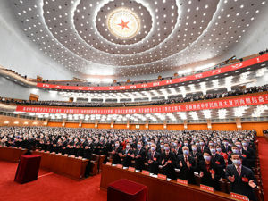 心声与掌声——聆听党的二十大报告
