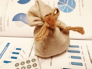 招商南油第三季度净利同比增864.41% 油运强劲带动股价半年涨约192.63%