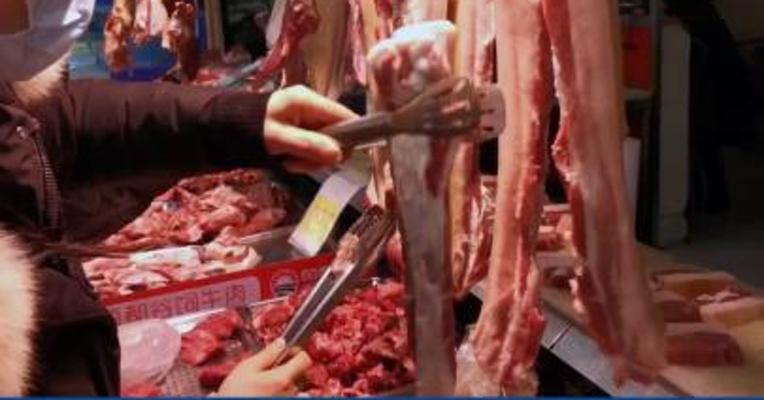 发改委：继续择机投放中央猪肉储备，必要时还会进一步加大投放力度