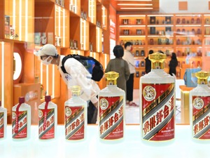 白酒板块10月整体跌约25% 11月有所“回暖”