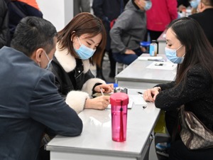 每经热评丨加快建设世界重要人才中心关键是筑好产业的巢