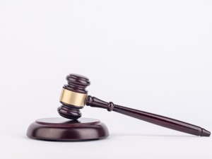 所持超1130万股迟迟未解除限售 百亿私募起诉创新医疗 