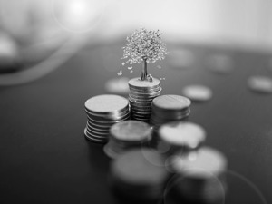 恒源煤电13亿元收购控股股东资产 标的公司年内净资产大增45倍