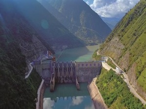 巡礼2017 | 2006年后发电央企首单主业A股IPO 华能水电上市近五年市值翻倍