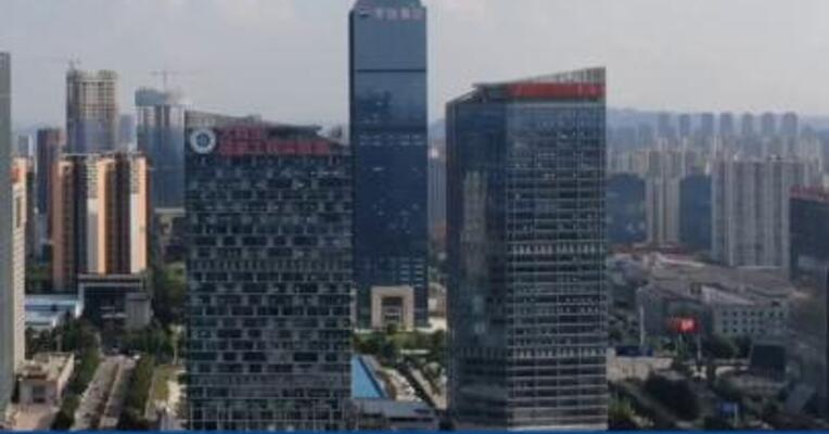 茅台集团超10亿拿地