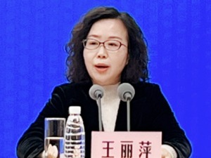 中疾控答每经问：一类高风险岗位从业人员要求作业期间闭环管理、每日测核酸，二类人员每周测两次核酸