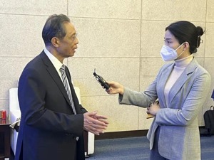 钟南山回应这些焦点问题，信息量很大！自费单人单管，取消混采……多地调整核酸采样服务