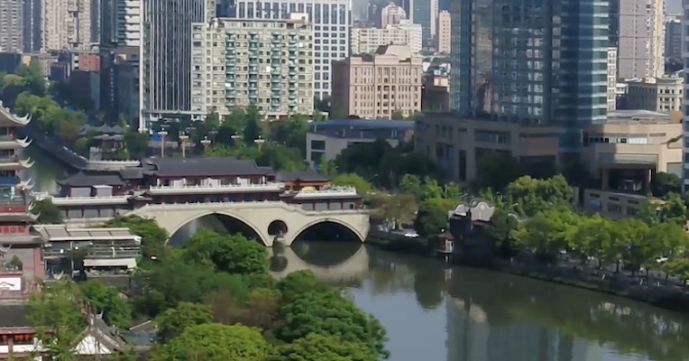 弯弯的府南河