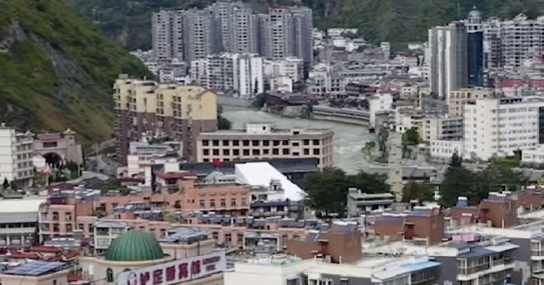 《我是一颗“石榴籽”—（第六集）泸桥镇的“石榴籽家园”》