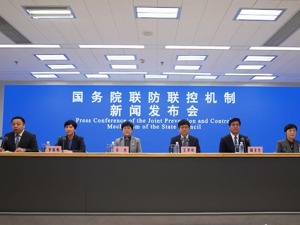 新生儿不推荐使用退烧药，孕产妇感染几乎不传染胎儿，南北方变异病毒株略有不同……这场发布会信息量巨大