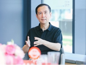 阿里巴巴宣布组织变化：张勇兼任阿里云智能总裁 80后吴泽明接替程立担任阿里CTO