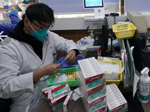 工信部：布洛芬等两类重点解热镇痛药日产能已达2亿片，12月以来累计供应市场24亿片，买药难问题将逐步缓解