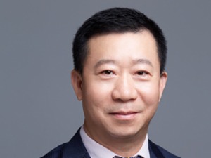 政商“旋转门”腐败典型！证监会山东监管局原局长冯鹤年被开除党籍，曾任民生证券董事长