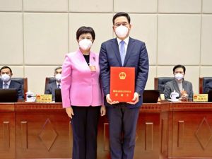 盛阅春任湖北省副省长，曾任浙江省绍兴市委书记