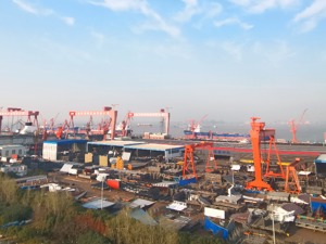 大船崛起丨外高桥造船：各船型订单接力增长 市场热点从箱船向细分领域切换