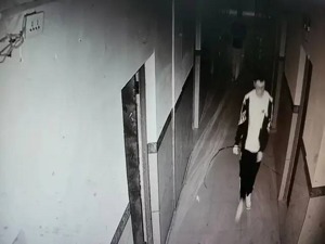 专题丨粮库门卫讲述胡鑫宇遗体发现过程！现场细节披露，事发地为何成盲区？警方：录音笔有21段音频