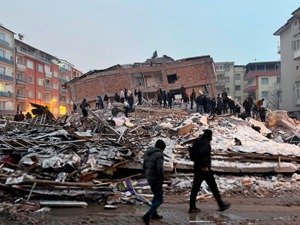 为何没有提前预测？未来还会有大地震吗？国际顶尖地质专家解读土耳其地震
