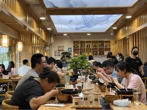 中餐“西游记”：曾为生计谋，今为生意谋