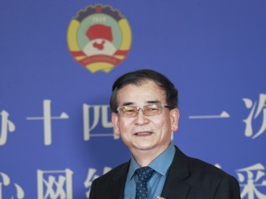 全国政协委员、甘肃省工信厅副厅长黄宝荣：聚焦“拓存创增”，加速锻造甘肃新型工业化优势