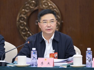 每经专访全国人大代表，四川省税务局党委书记、局长李杰：加快建立政府主导的税费征管协同共治机制，打造成渝地区双城经济圈建设的税务新样板