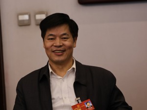 专访全国人大代表、民盟中央副主席郑功成：老龄工作重新划归民政部不是简单的历史回归，而是面向未来的改革创新