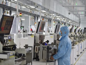 “缺芯”好转、人才缺口仍大 高薪难招工程师