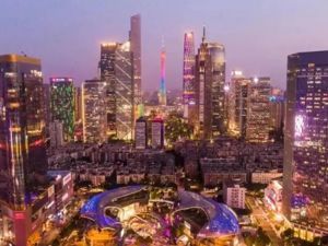 全国消费第四城，要追回“失去的十年”