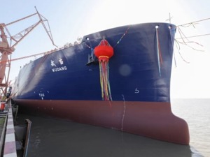 中远海能2022年扭亏为盈：国际油运运力踩准运价高位 LNG运输步入稳定收益期