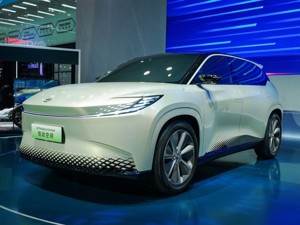 车展速递 | 广汽丰田第二款bZ系列车型亮相，计划2024年导入国内市场