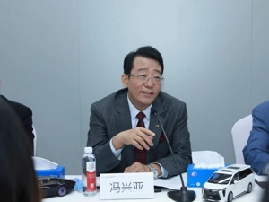 车展季·大咖说丨广汽冯兴亚谈消费者购车观念改变：燃油车企要保持高度警惕