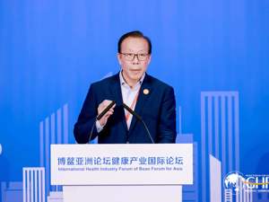 太保寿险前董事长徐敬惠回应每经：当前商业健康险产品常常是千篇一律，需要针对适合的人群去推适合的产品
