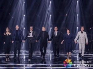 外部资金跃跃欲试、档期重新回暖，中国电影走出“特困行业”？