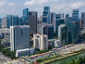万亿城市攻守战：深圳狂飙，苏州失意，谁在候补？