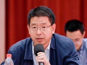 中国城市和小城镇改革发展中心主任高国力：推动城市更新急需确权、赋能、注资