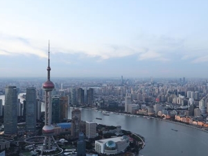 上海“调头向西”，释放什么信号？