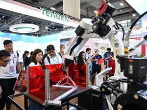 如何构建智能制造行业新生态？
