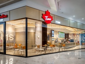 Tims急“卷”咖啡下沉之战：加盟靠打差异化 打算今年门店总数超1000家