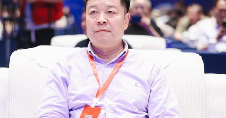直击2023中国经济传媒大会丨中央党校经济学教研部主任、教授韩保江：实现中国式现代化离不开民营经济大发展