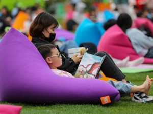 加息、经济衰退、生育率大跌、居民债台高筑……！韩国楼市崩了，首尔成交量暴跌70%，央行行长发声
