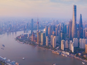 扎堆挤进新赛道，谁是下一座“改命”之城？