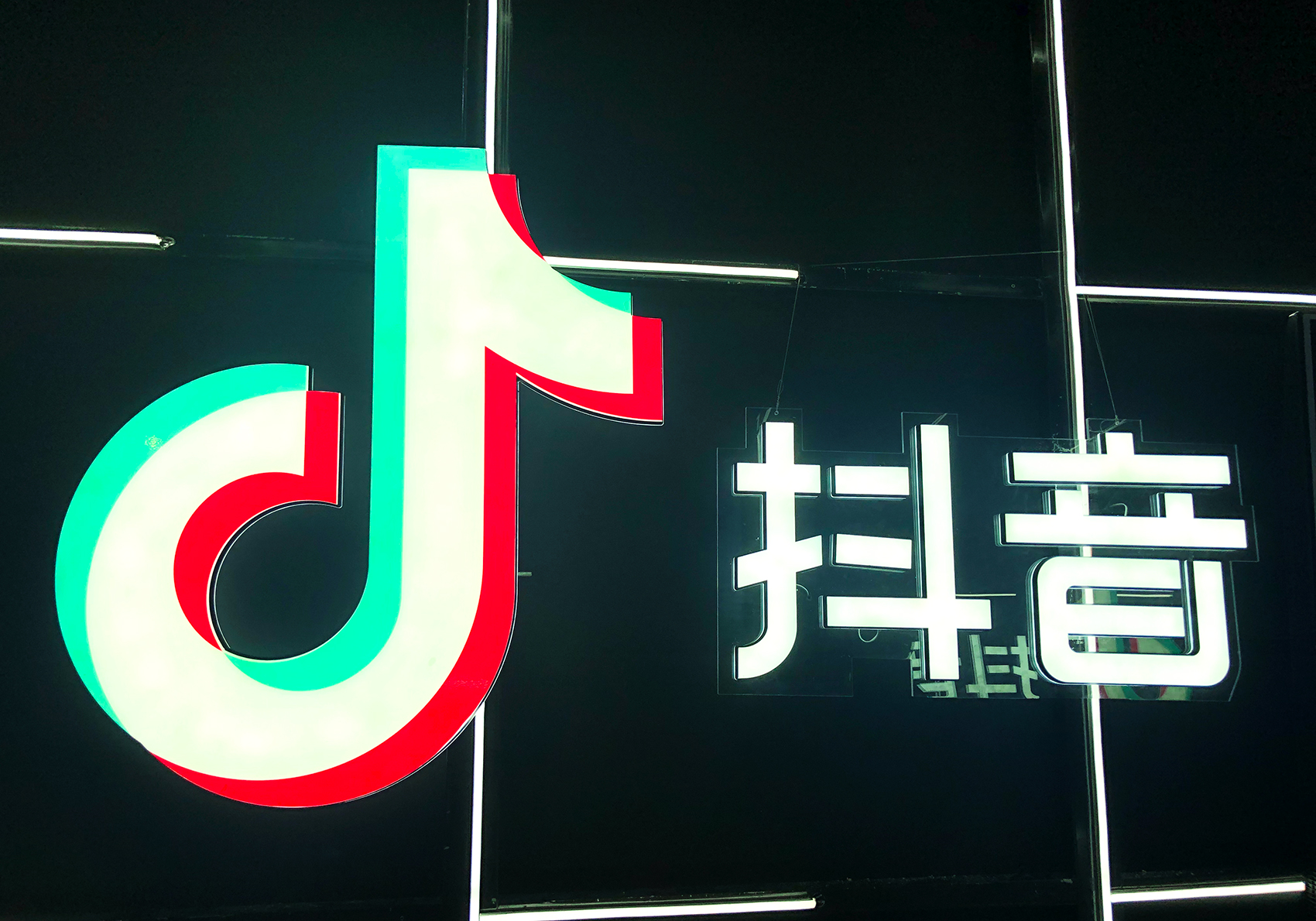 每日經(jīng)濟新聞