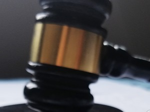 恒大所持云南华侨城置业50%股权流拍，起拍价为5.36亿元