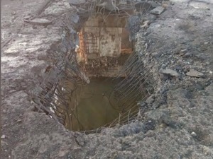 克里米亚一大桥遭乌军打击：桥面被炸穿，通行已中断！普京：乌方已停止大规模反攻