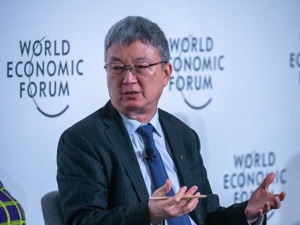 中国国际经济交流中心副理事长朱民：要保持制造业发展，就必须提高科技附加值