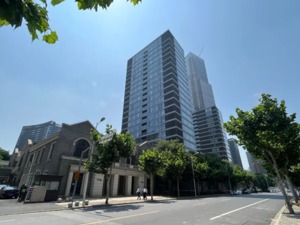 上海豪宅拍出1.58亿元天价背后：曾在二手房市场挂牌一个月无人出价