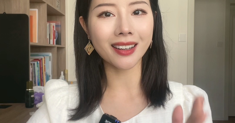 品牌价值观208期｜风雨中的校长演讲：最好的形象大片