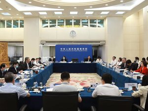 商务部召开外资企业圆桌会