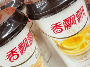 上半年同比减亏超8500万 香飘飘：冲泡业务稳健修复，即饮新品动销良好